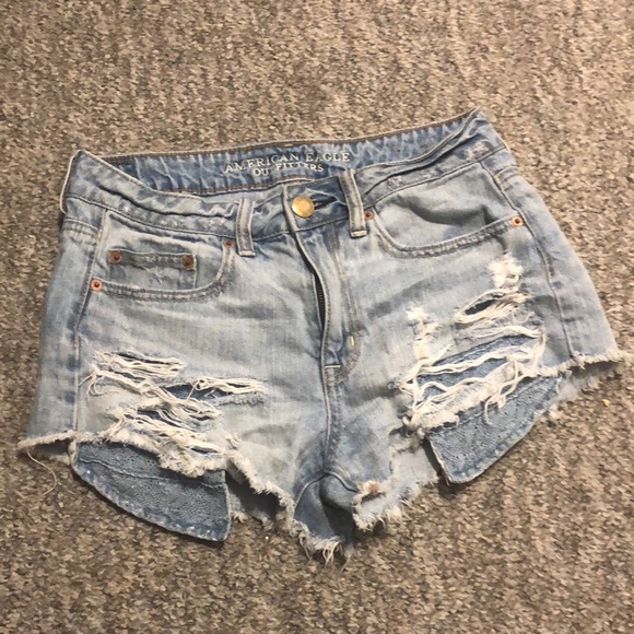 American Eagle Outfitters High Rise Festival Light Wash Ripped Denim Shorts 4 - Picture 2 of 10
